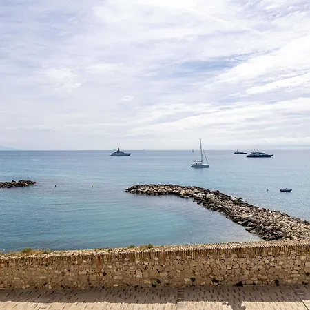 Charming Appt - 1bd 4p- Sea View - Centre Antibes